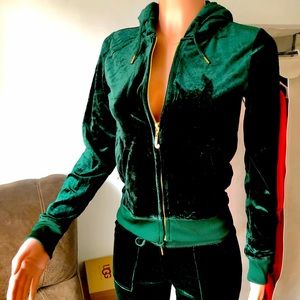 Women Veloure Sweatsuits